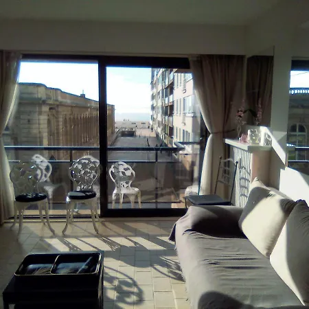 Met Zeezicht Apartmán
